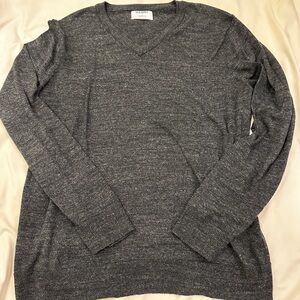 Men's Gray V-Neck Sweater